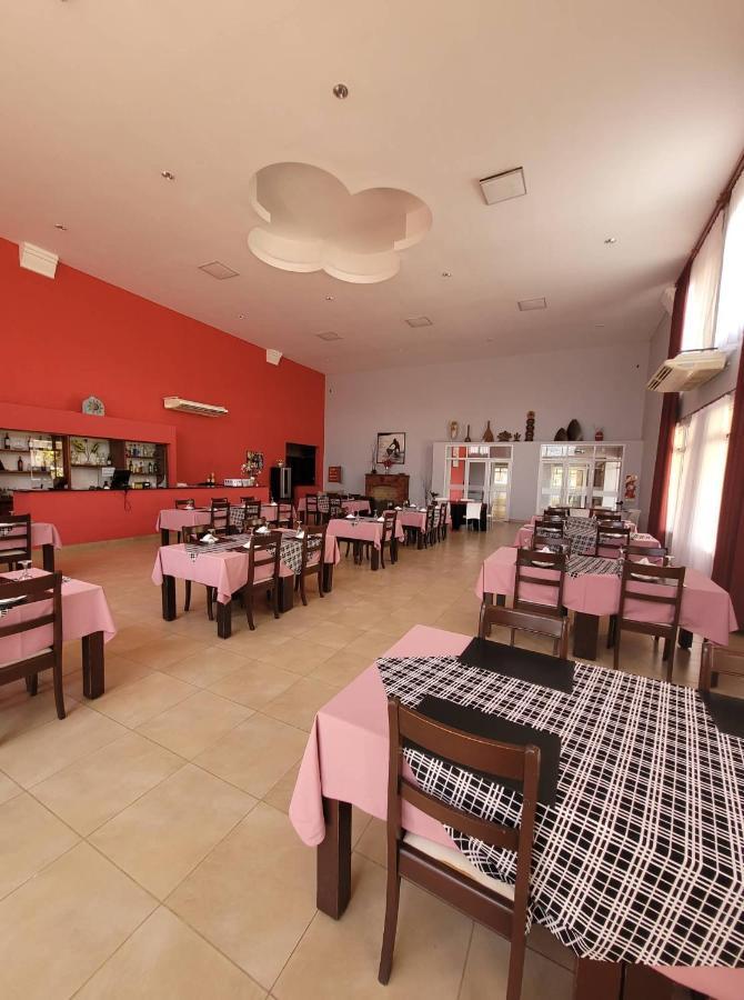 Hotel Portico Norte Tartagal エクステリア 写真