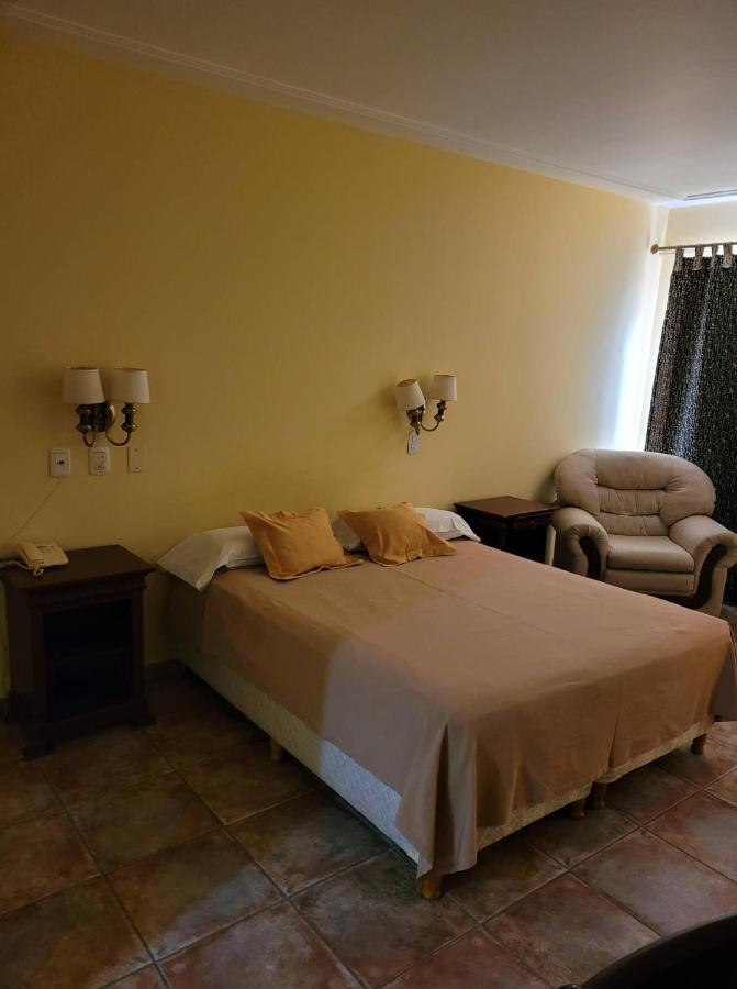 Hotel Portico Norte Tartagal エクステリア 写真