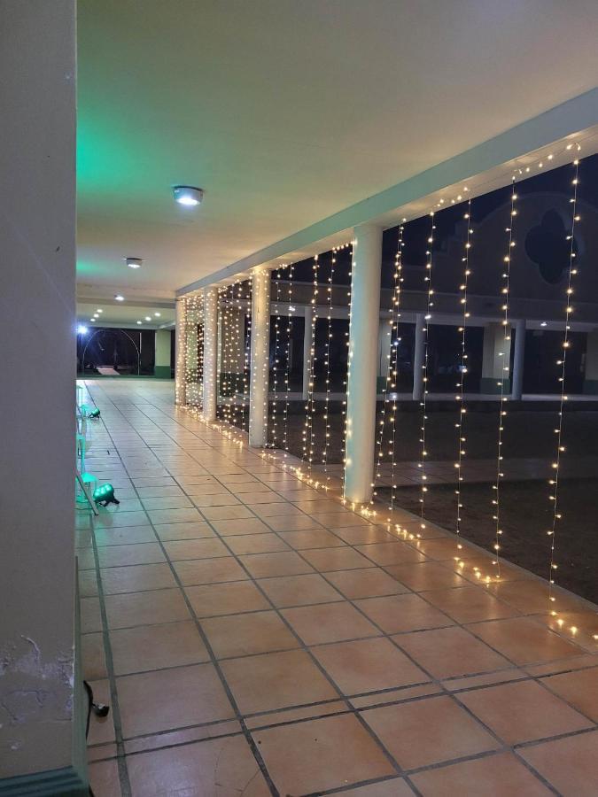 Hotel Portico Norte Tartagal エクステリア 写真